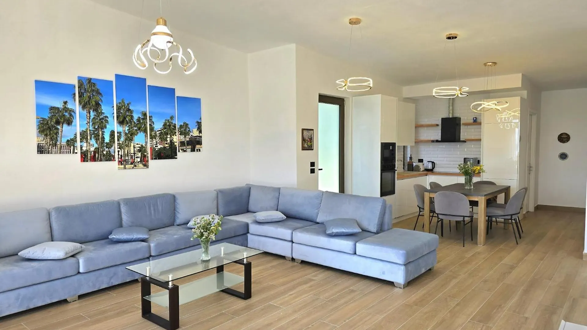Modern Holiday Home With Sea Views Shetaj Villa